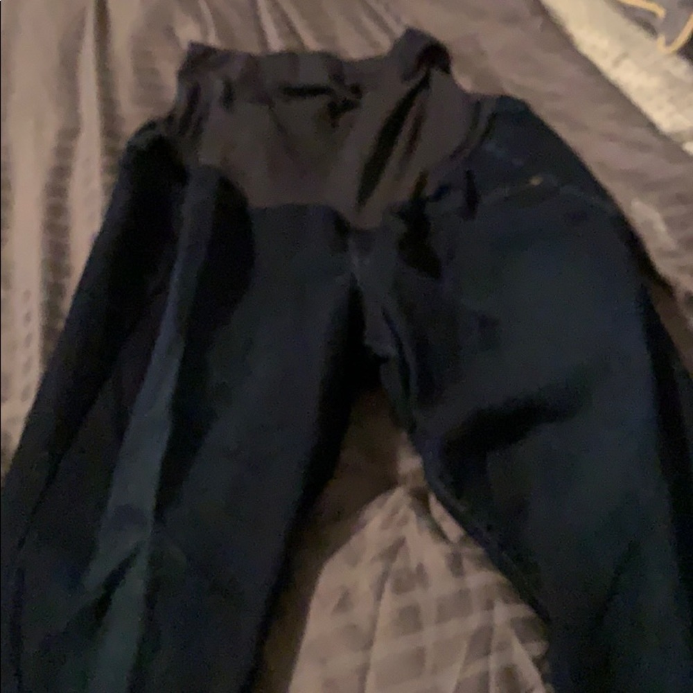 A Glow Maternity Jeggings